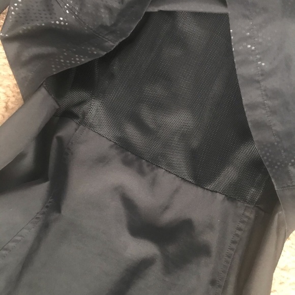 Authentic Champions Windbreaker - Picture 4 of 6